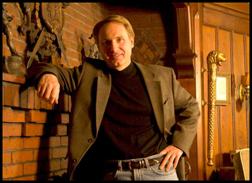 Dan Brown
