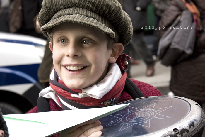 Il Re oggi gira. Voi no? (Via Giorgio Regnoli, Forlì) Associazione Casa del Cuculo - Foto 28