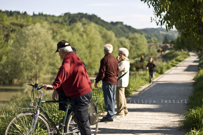 Rimozione dei tronchi e detriti che si erano accumulati alla base del Ponte Nuovo, nelle recenti piene del Fiume Savio