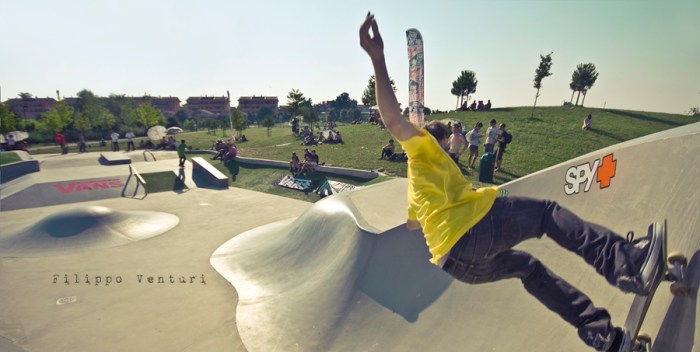 Jurassic Skatepark di Cesena, Vans Shop Riot Italy (Foto 17) Jurassic Skatepark di Cesena, Vans Shop Riot Italy (Foto 17)