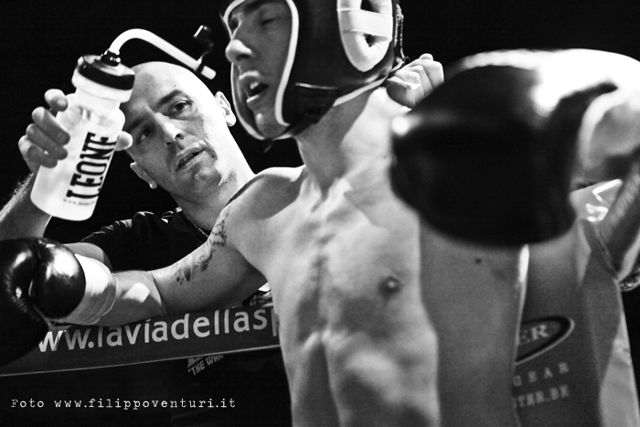 Fight Never End 2 - 12 Match - Thai Boxe - Kick Boxing - K1 Rules - Savate Pro - Muay Thai (photo 5)