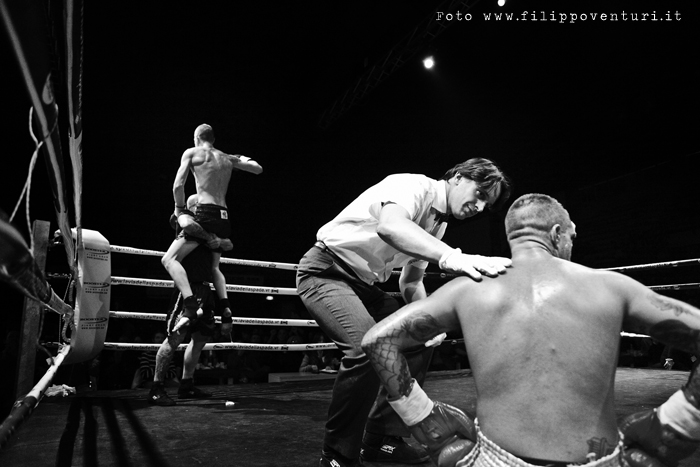 Fight Never End 2 - 12 Match - Thai Boxe - Kick Boxing - K1 Rules - Savate Pro - Muay Thai (photo 17)