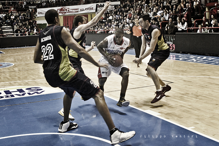 Basket (Fulgor Libertas Forlì) Marco Polo Shop Forlì - Sigma Barcellona 98-89