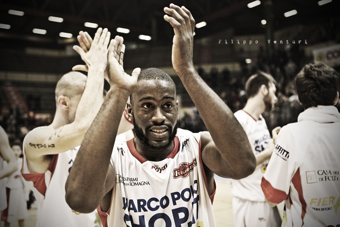 Basket (Fulgor Libertas Forlì) Marco Polo Shop Forlì - Sigma Barcellona 98-89