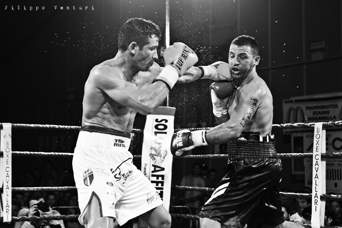 Boxe, Matteo Signani vs Gaetano Nespro (Seven di Savignano) Foto 17 Boxe, Matteo Signani vs Gaetano Nespro (Seven di Savignano) Foto 17