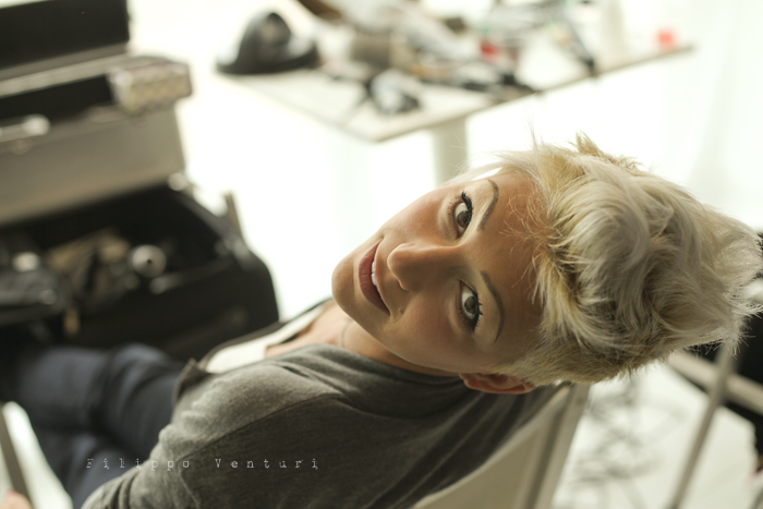 Backstage sfilata di moda, (Fashion show backstage) foto 1 Backstage sfilata di moda, (Fashion show backstage) foto 1