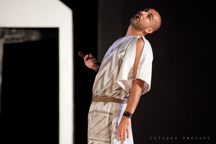 Aulularia, di Tito Maccio Plauto, foto 27Aulularia, di Tito Maccio Plauto, foto 31