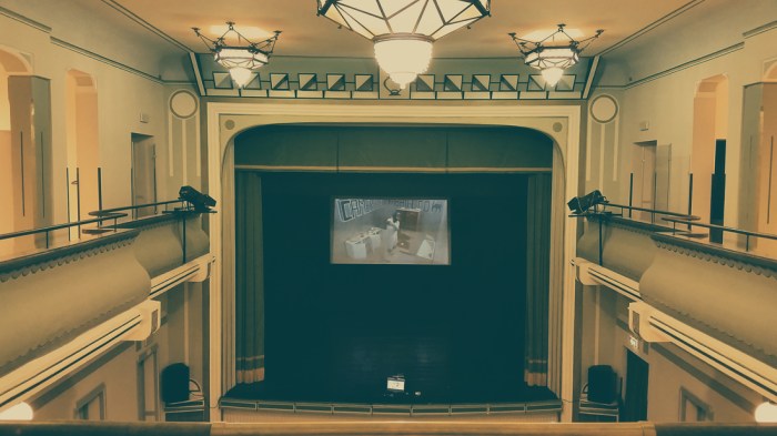 Backstage dell'allestimento della mostra "L'Ira Funesta" a Palazzo Dolcini