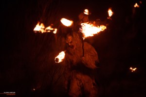 San Nicolò e i Krampus, Cave del Predil