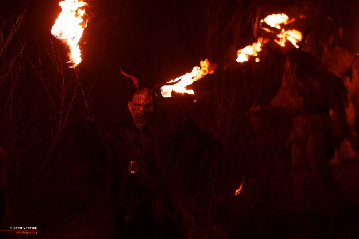 San Nicolò e i Krampus, Cave del Predil, foto 4