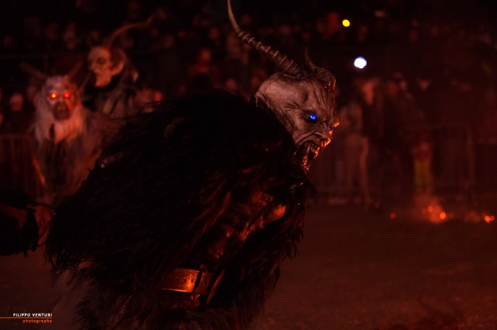 San Nicolò e i Krampus, Cave del Predil, foto 7