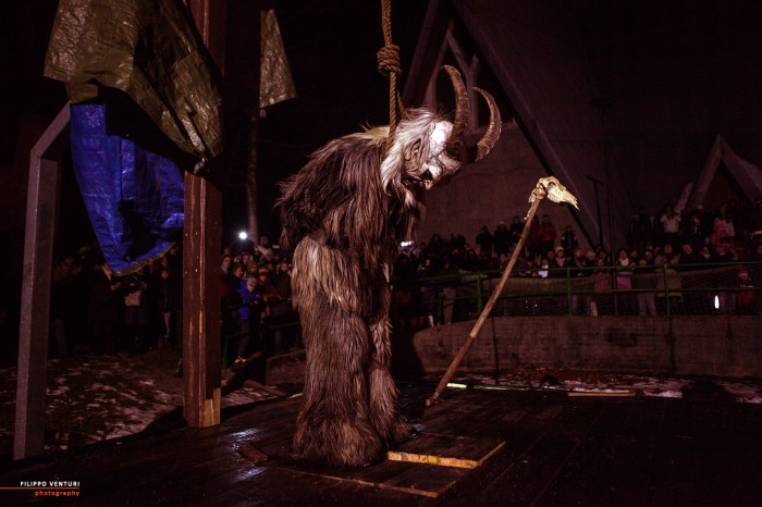 San Nicolò e i Krampus, Cave del Predil, foto 13