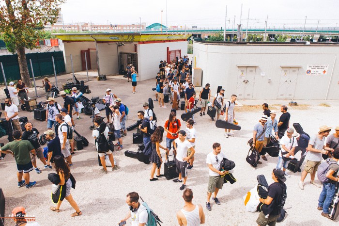 That's Live, photo 1