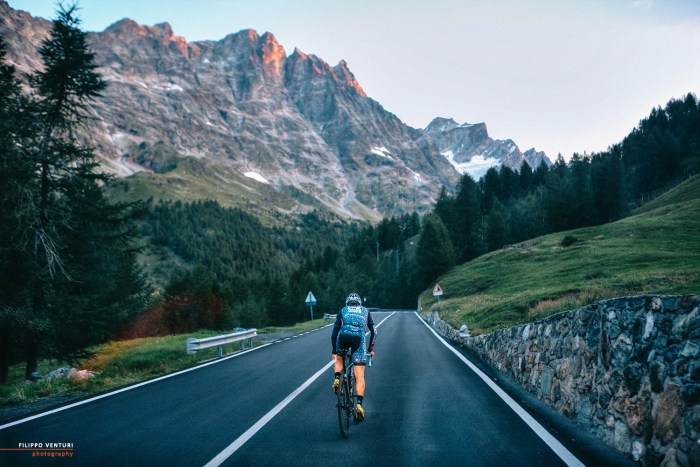 Sandro Valbonesi, da Savona, a Cervinia, alla vetta del Breithorn, foto 18