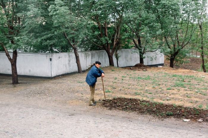 Uncensored, crossing North Korea by train, photo 8