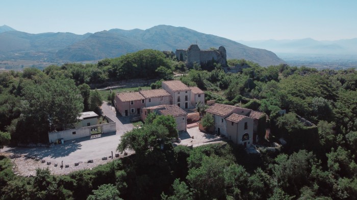 L'alchimista del borgo, Massa D'Albe